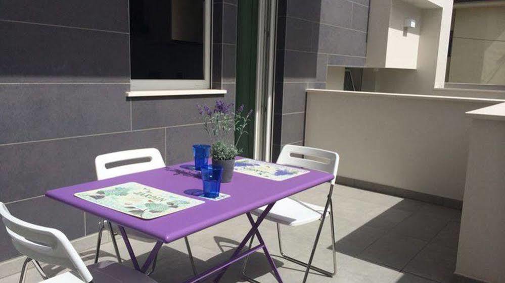 Residenza Domo Lägenhet Porto SantʼElpidio Exteriör bild